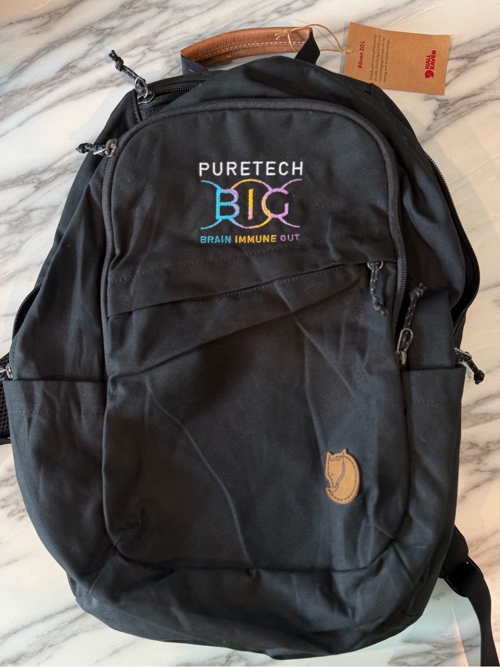 Fjallraven Raven 20L * LOGO